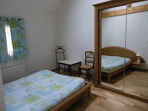 Chambre 1 grand lit