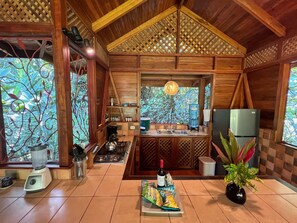 It's a pleasure cooking in your fully equipped kitchen with rainforest views.
