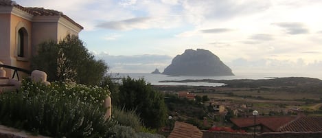 Villa with panoramic view of Isola de Tavolara