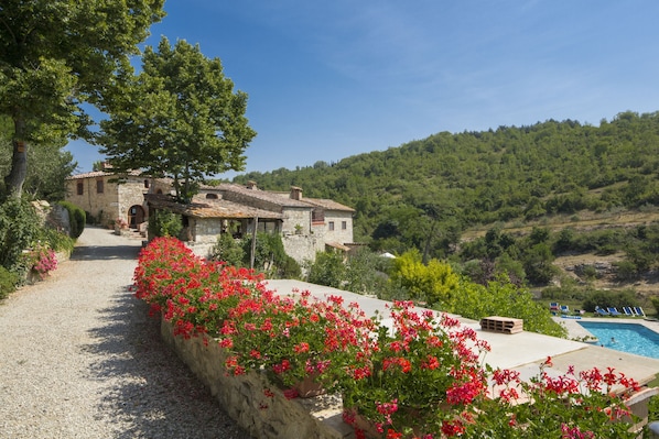 Casa Pineta" with views onto garden and pool area 