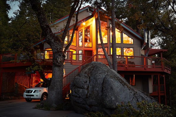 The Peregrine Lodge in Yosemite National Park.