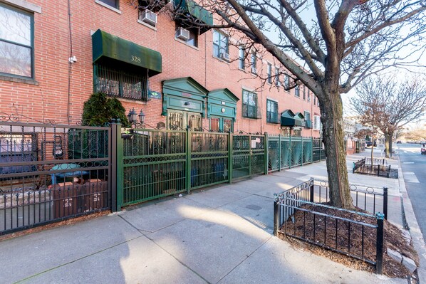 Marion Extened Stay 2 Furnished Bedrooms Entire Rental Apartment 5 Stars Ratings