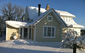 Red Lodge is a ski town in winter. We get lots of great snow.
