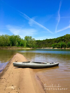 Sandbar near the house. Kayak available for guest use!