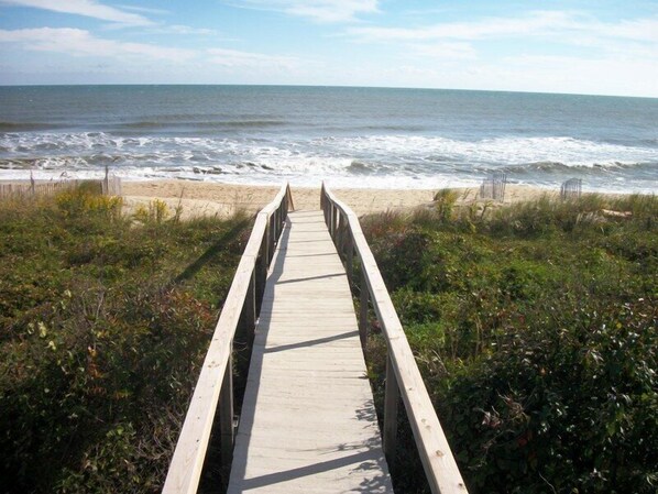 direct oceanfront home-private beach entry