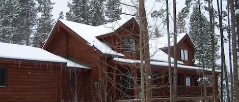 Moose Mountain Lodge on Peak 7 in Breckenridge, Colorado in winter