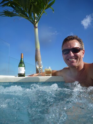 Captain J, enjoying the pool with the best view in Playa!