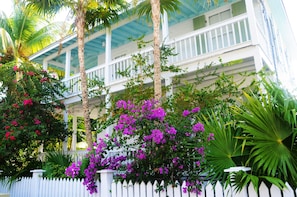 Main House viewed from Thomas Street