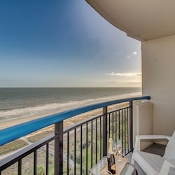 Calming and relaxing beach view