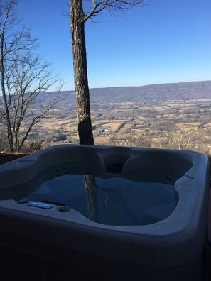 4 person Hot Tub off back deck with a gorgeous view!