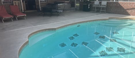 Pool, patio table w/ 6 chairs, hot tub, lounge chairs, BBQ