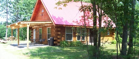 Red Roof Cabin