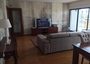 TV lounge and wifi