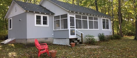Lovely pond front cottage on the North Fork.