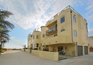 Art Deco home