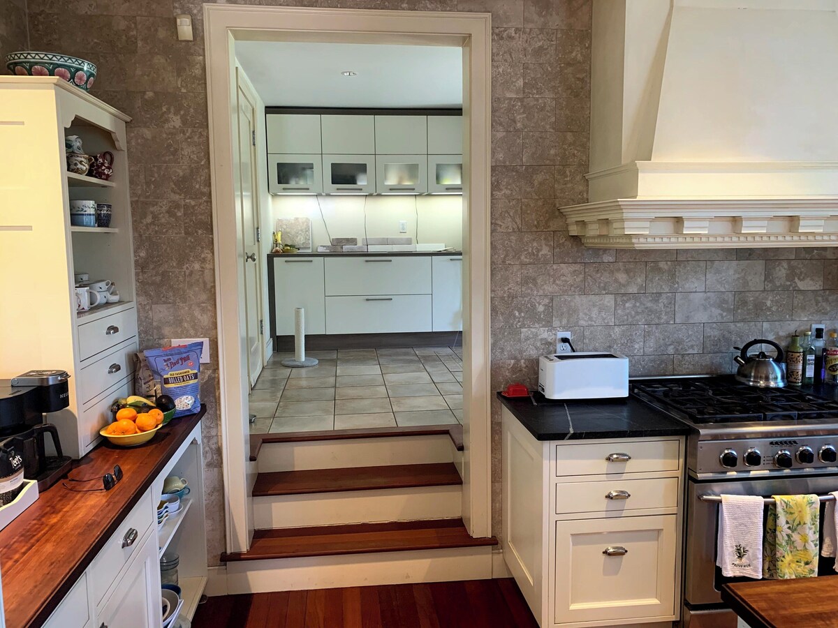 Fountain Courtyard and Fireplace Kitchen