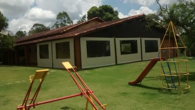 Casa de campo, Ibiúna, 74 km de SP, Natureza,  ideal para Família!