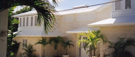 Entrance Seaside Cottage B