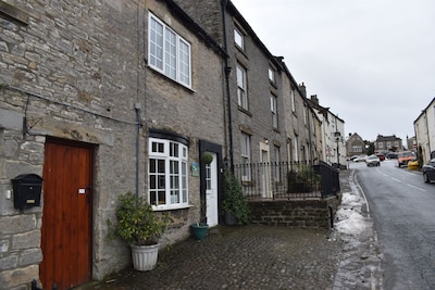 Vale Cottage, haustierfreundlich, nach Süden ausgerichteter Innenhof, 100 m vom Zentrum von Middleham entfernt