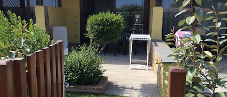 Veranda e Giardino Bilocale