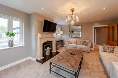 Foyle ,Kinsale,6 Bedroom,5 Bath,sleeps 25,newly refurbished,4 mins to town