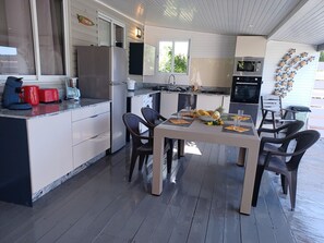 CUISINE TOUT EQUIPEE