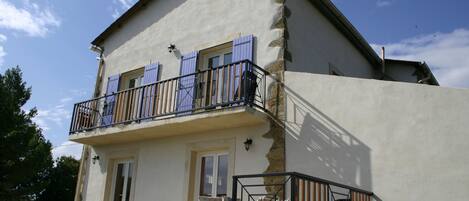 Calmont with it's private terrace and balcony 