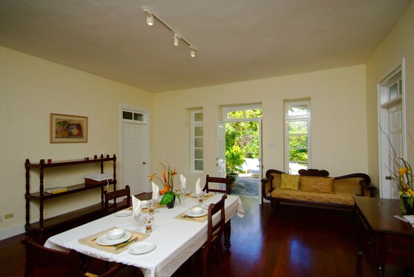 living & dining area