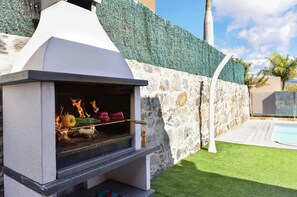 villa with barbecue salobre gran canaria