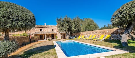 Finca with pool in Mallorca 