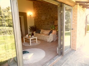 Wohnzimmer im Landhaus Vallalta in Montefiascone