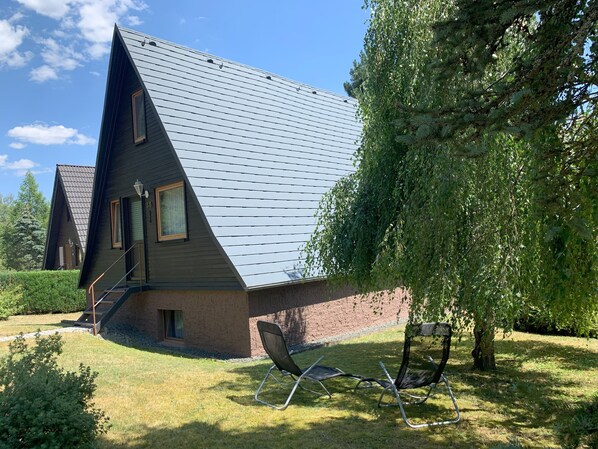 Vorderansicht - Eingang mittlere Etage
