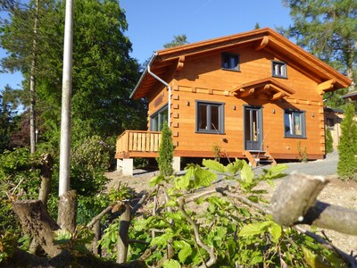 5 Sterne Blockhaus mit Sauna + Kamin im Alpen - Chalet - Stil, Wellness "Hütte"