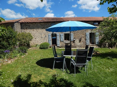 Gite 6 pers avec jardin , spa et sauna dans le Périgord  vert