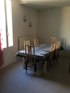 grande table pour vos repas