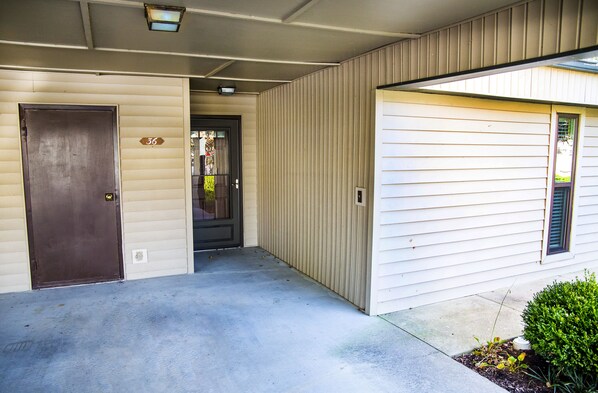 Entrance with carport