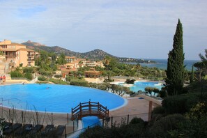 Piscine a vagues