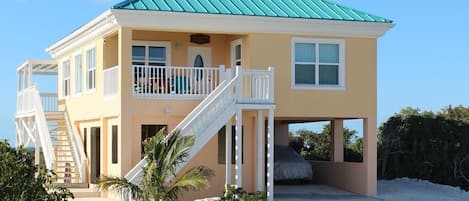 Far Away Villa, Mudjin Harbour, Middle Caicos