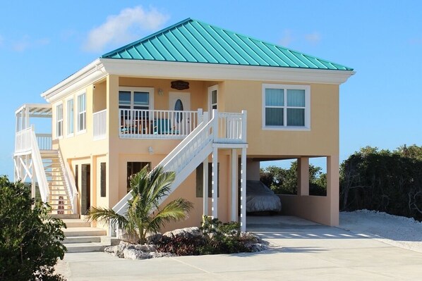 Far Away Villa, Mudjin Harbour, Middle Caicos