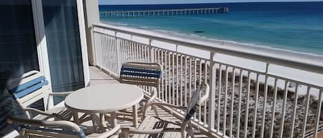 Balcony with view of the fishing pier