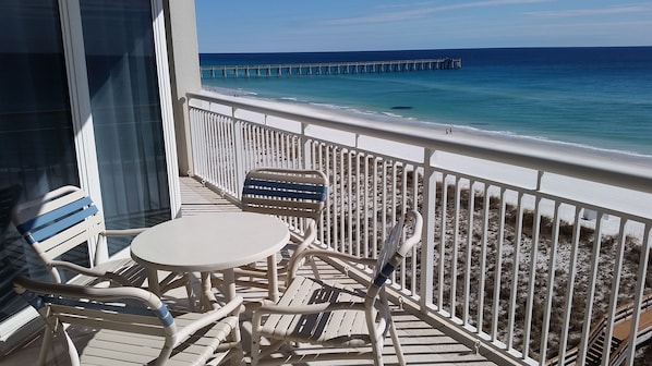 Balcony with view of the fishing pier