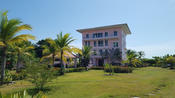 Pink Palace...your beach getaway!