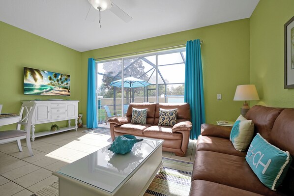 Welcome to Mickey's Beach Bungalow!