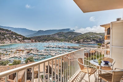 "Neptuno 3", apartment with fantastic views to the Port de Soller and the marina