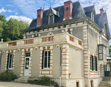 Große 4 * 5 Schlafzimmer Familienunterkunft in Sologne in der Nähe von Beauval und Châteaux Zoo 