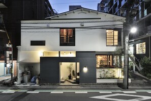 Front of property - evening/night