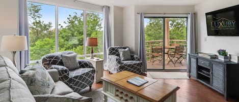 Living Room to Balcony 3426 Villamare