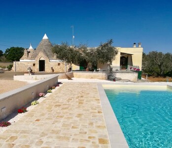 Villa con Trullo y piscina privada en Salento en Ceglie Messapica (BR)