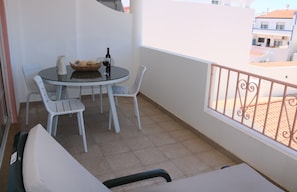 Dining area on the large balcony