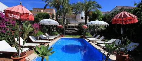 Villa Sitges Palm Garden. Amaizing garden & Outdoor. One of the best location.